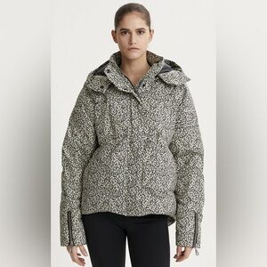 NWOT VARLEY carmeline jacket in micro abstract leopard
